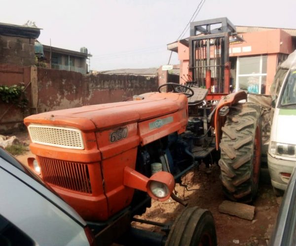 Tractor head agriculture equipment