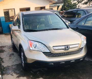honda C RV 2010 grey color
