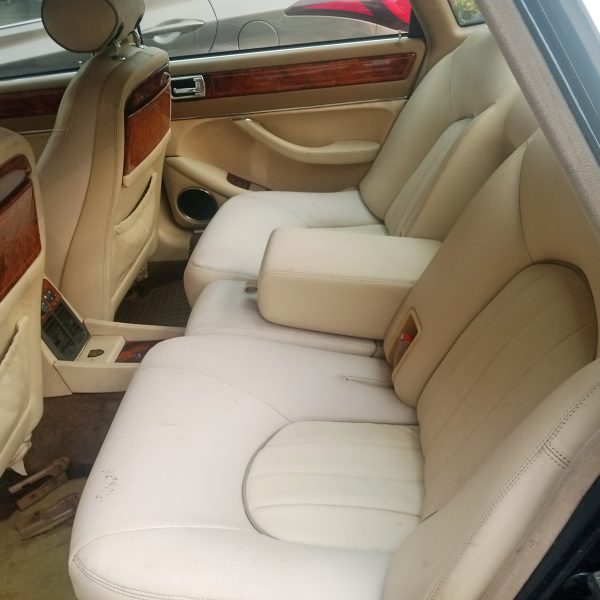 jaguar xj bule color