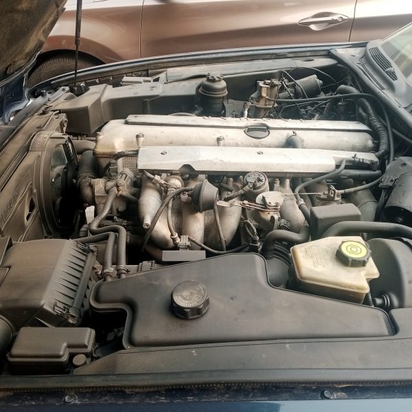 jaguar xj bule color